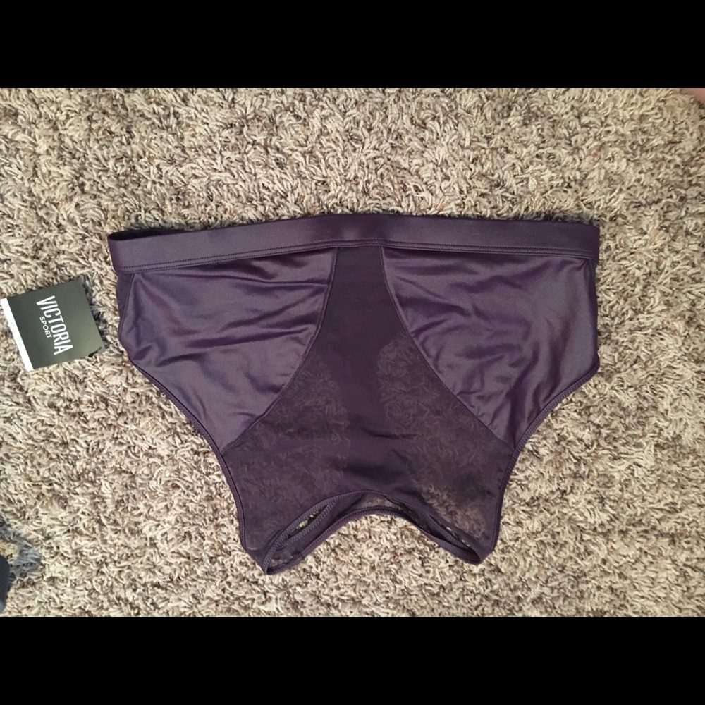 VS Sports Bra
